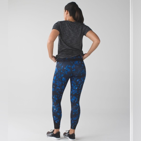 Lululemon- Inspire Tight II *Full On Luxtreme (Mesh) - 6 - Picture 4 of 9